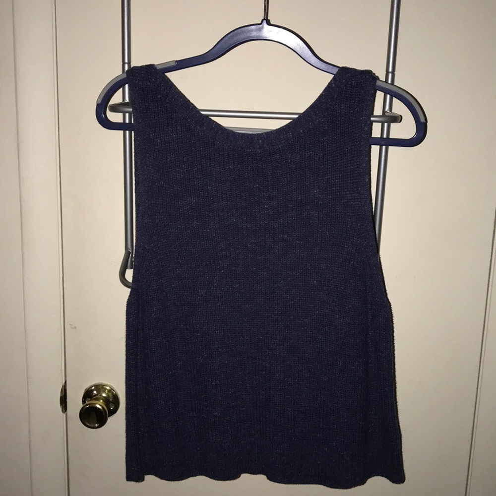 Knitted tanktop